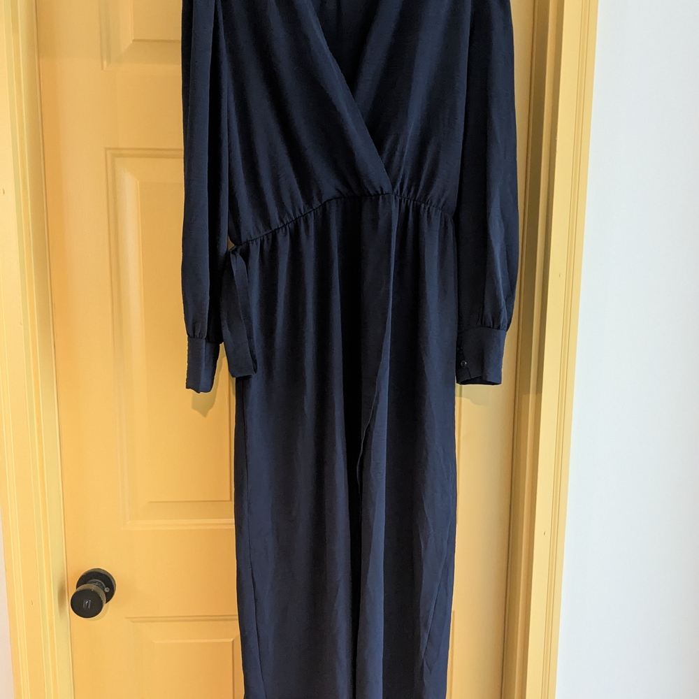 Elegant Navy Blue Long Sleeve Dress